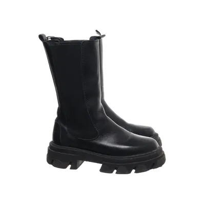Boots (Black) from Pavement