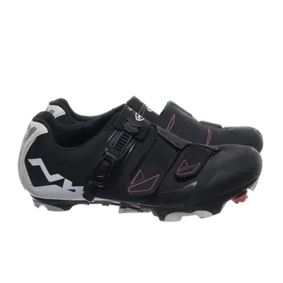 Bicycle shoes (Black) from Northwave