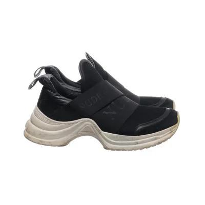 Slip-ons (Black) from Nude of Scandinavia
