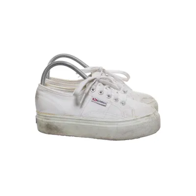 Tygskor (Vit) från Superga