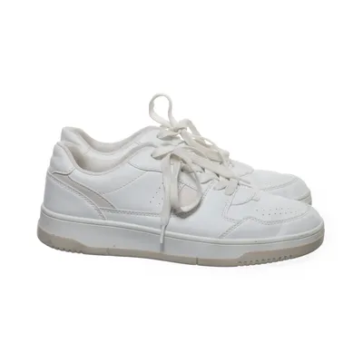Baskets (Blanc) de Majestic
