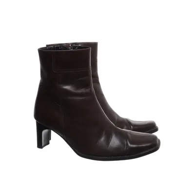 Heeled boots (Brown) from Janita