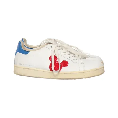 Baskets (Blanc, Bleu, Rouge) de MOA