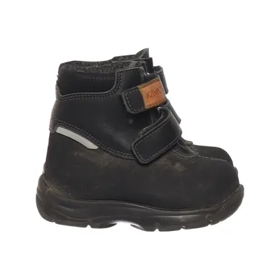 Boots (Svart) från Kavat