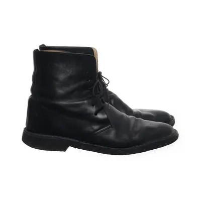Desert boots (Black) from WHYRED