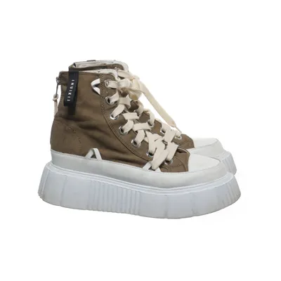 Kängor (Grön, Vit) från Inuikii