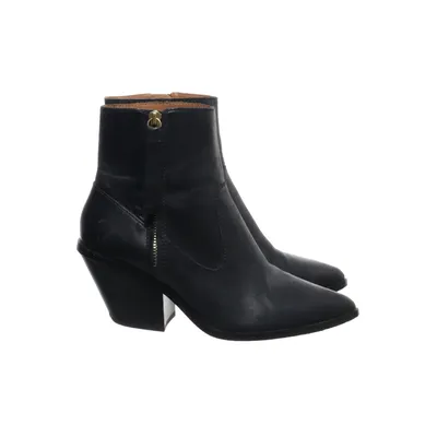 Heeled boots (Black) from & Other Stories