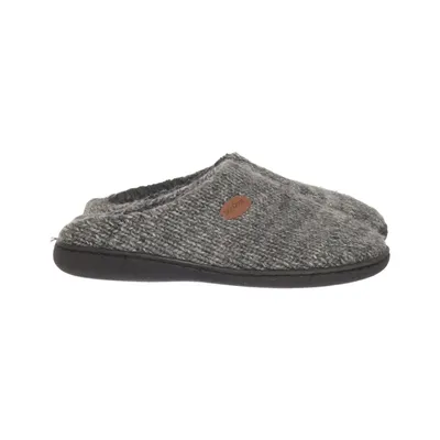 Slippers (Gray) from DooDogs