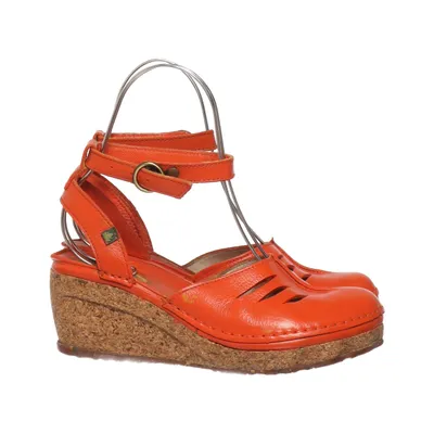 Wedges (Orange) from El Naturalista Leather