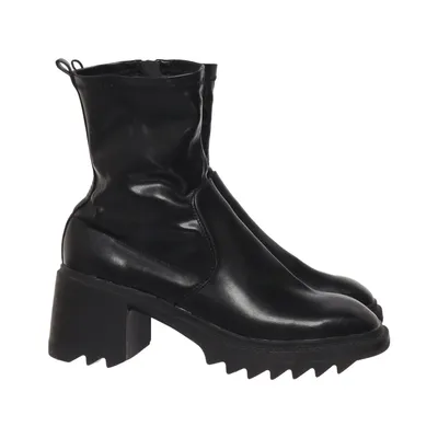 Heeled boots (Black) from Shoedazzle