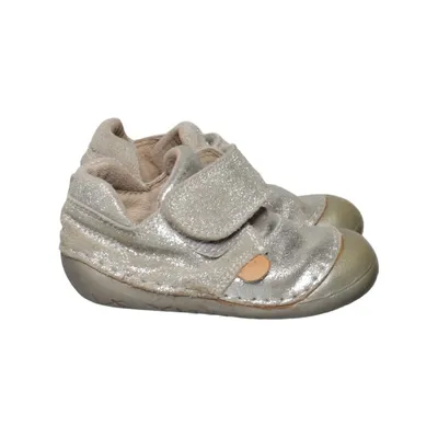 Gymnastic shoes (Silver) from Move by Melton