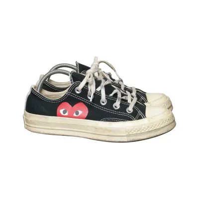Tygskor (All Star) från Comme des Garçons PLAY x Converse