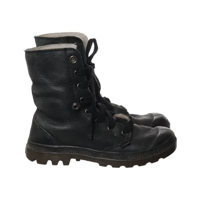 Laced boots (Black) from Palladium