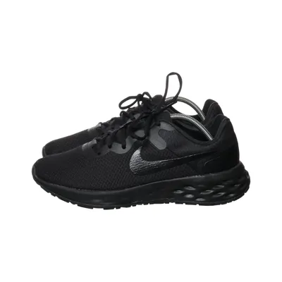 Trainers (Black) from Nike