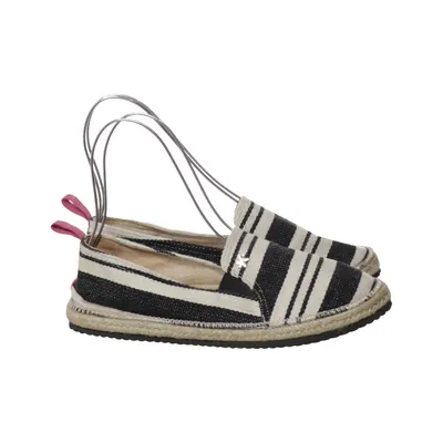 Espadrilles (Black, White) from Flip Flop