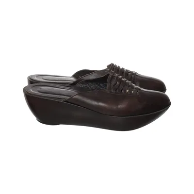 Slip-ins (Bruin) van Robert Clergerie