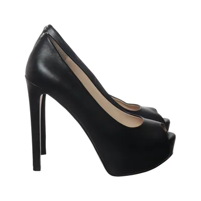 Pumper (Sort) fra Guess