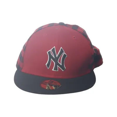 Baseball cap (Red, Black) from New Era Acrylic, Polyester, Wool