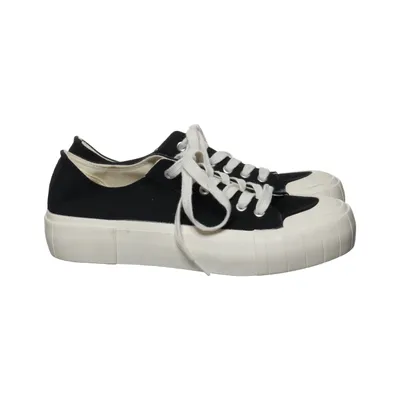 Canvas shoes (Black, White) from Esmara