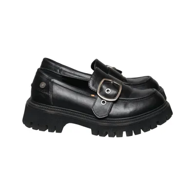 Loafers (Black) from Refresh