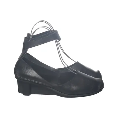 Clogs (Black) from Trippen