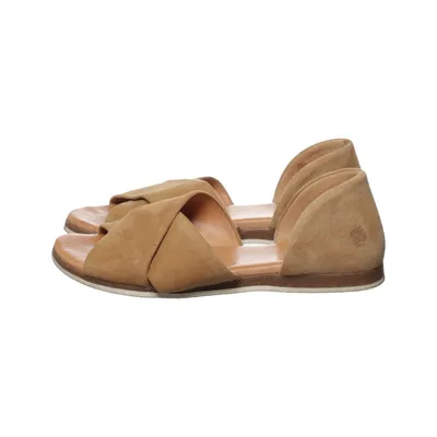 Sandals (Beige) from Apple of Eden