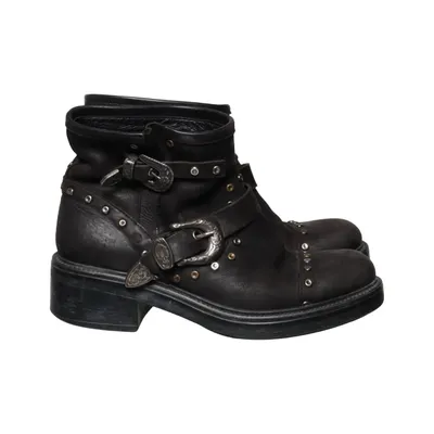Ankle boots (Black) from Strategia