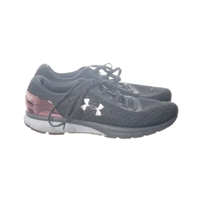 Baskets (Gris, Rose) de Under Armour