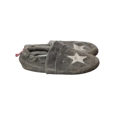 Baby booties (Gray, White) from Anna & Anna Leather
