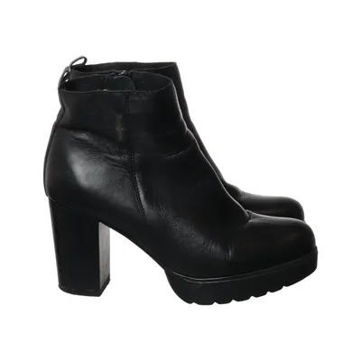 Laarzen met hak (Zwart) van Russell & Bromley