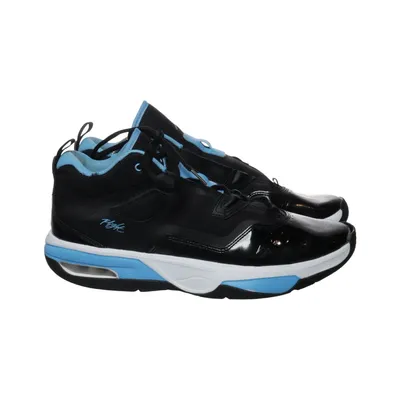 Basketball shoes (Black, Blue, White) from Nike Air Jordan