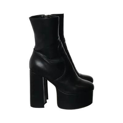 Bottes à talons (Noir) de Lamoda