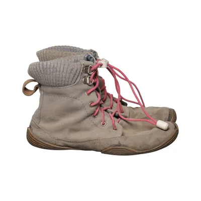 Hiking boots (Gray, Pink) from Wildling
