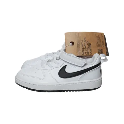 Baskets (Court Borough Low 2) de Nike