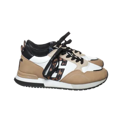 Sneakers (Beige, Vit, Svart) från Gap