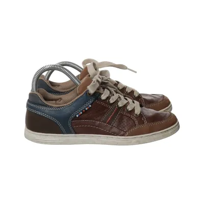 Trainers (Brown, Blue, White) from Memphis One