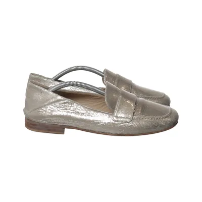 Loafers (Gold) from Via Vai