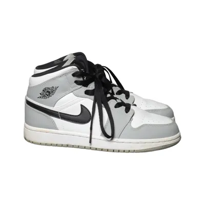 Sneakers (1 Mid) från Nike Air Jordan