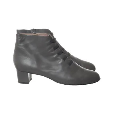 Bottes à talons (Gris) de Brenda Zaro
