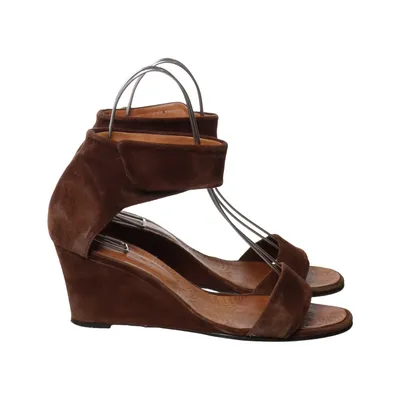 Wedges (Brown) from Chie Mihara Leather