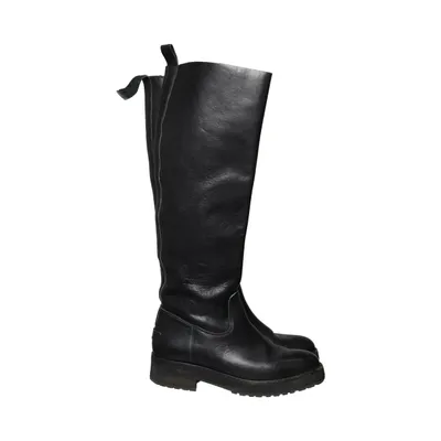 Boots (Black) from Shabbies