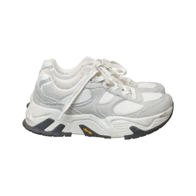 Trainers (Gray) from Ortholite