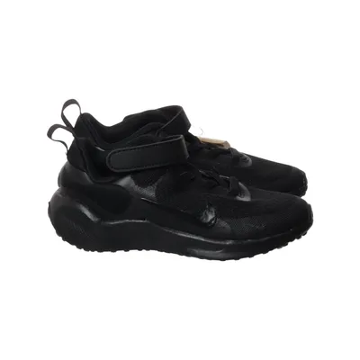 Trainingsschuhe (Schwarz) von Nike