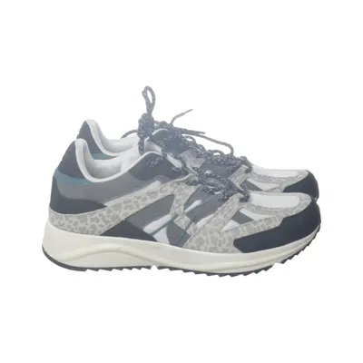 Sneakers (Gray, Black, White) from Woden Leather