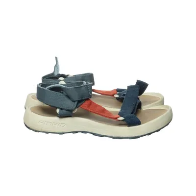 Sandales (Bleu, Rouge, Beige) de Finkid