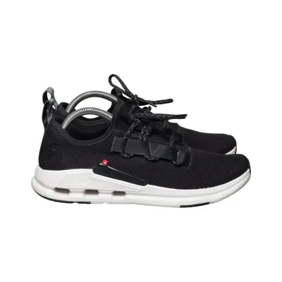 Trainers (Black, White) from O.N