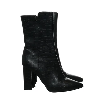 Heeled boots (Black) from Fashion Nova