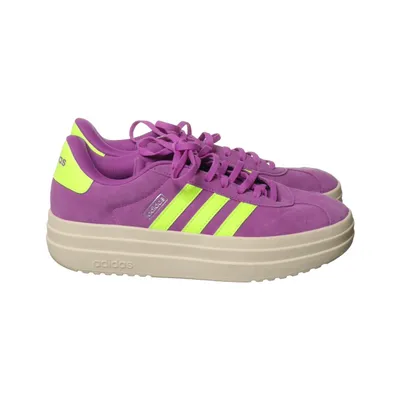 Sneakers (Triple Platforum Low) from Adidas