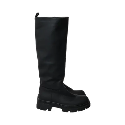 Boots (Black)