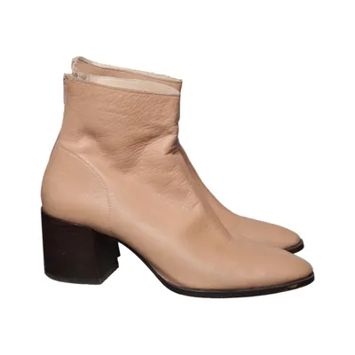 Heeled boots (Beige) from Mango